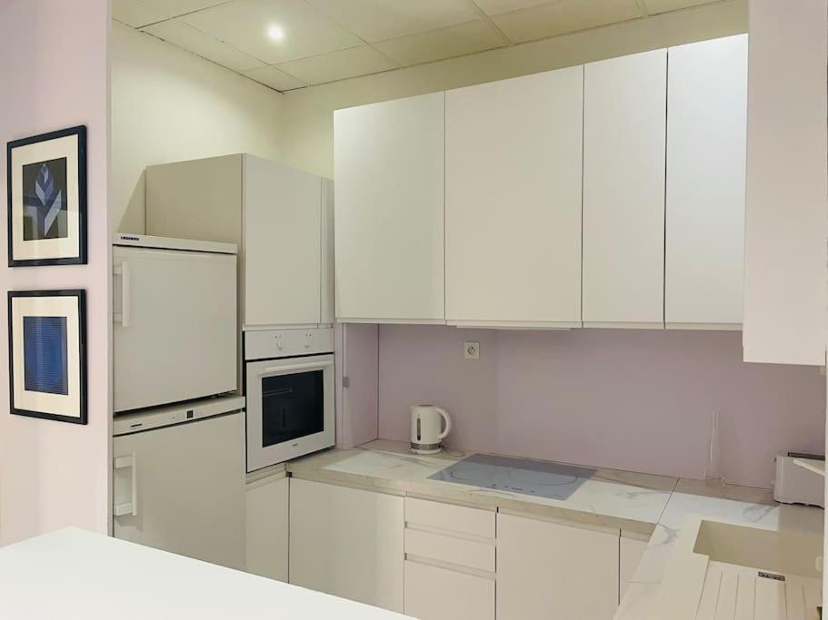 50M2 Private Apartment In Center Париж Екстериор снимка