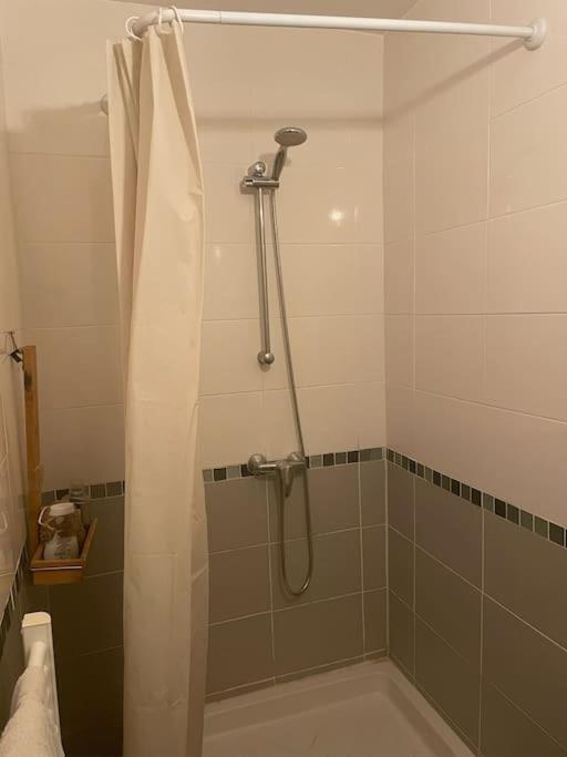 50M2 Private Apartment In Center Париж Екстериор снимка